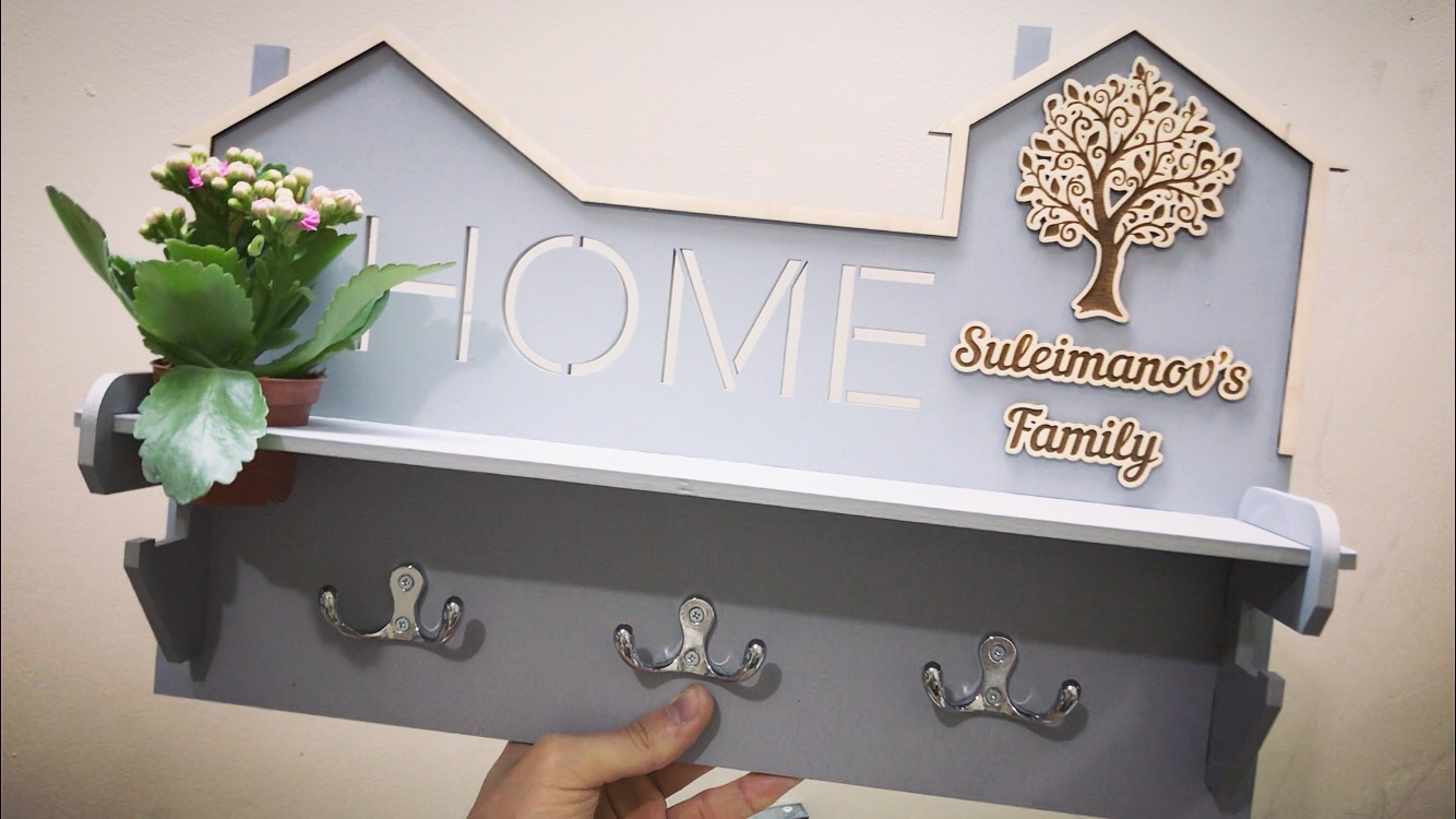 Suleimanov's Family Lazer Kesim Ahşap Tabela